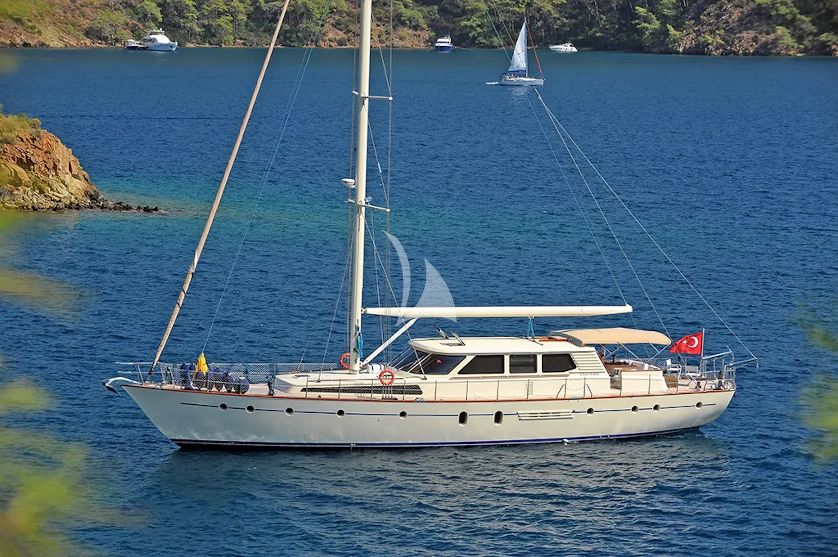 TANGO CHARLIE luxury yacht