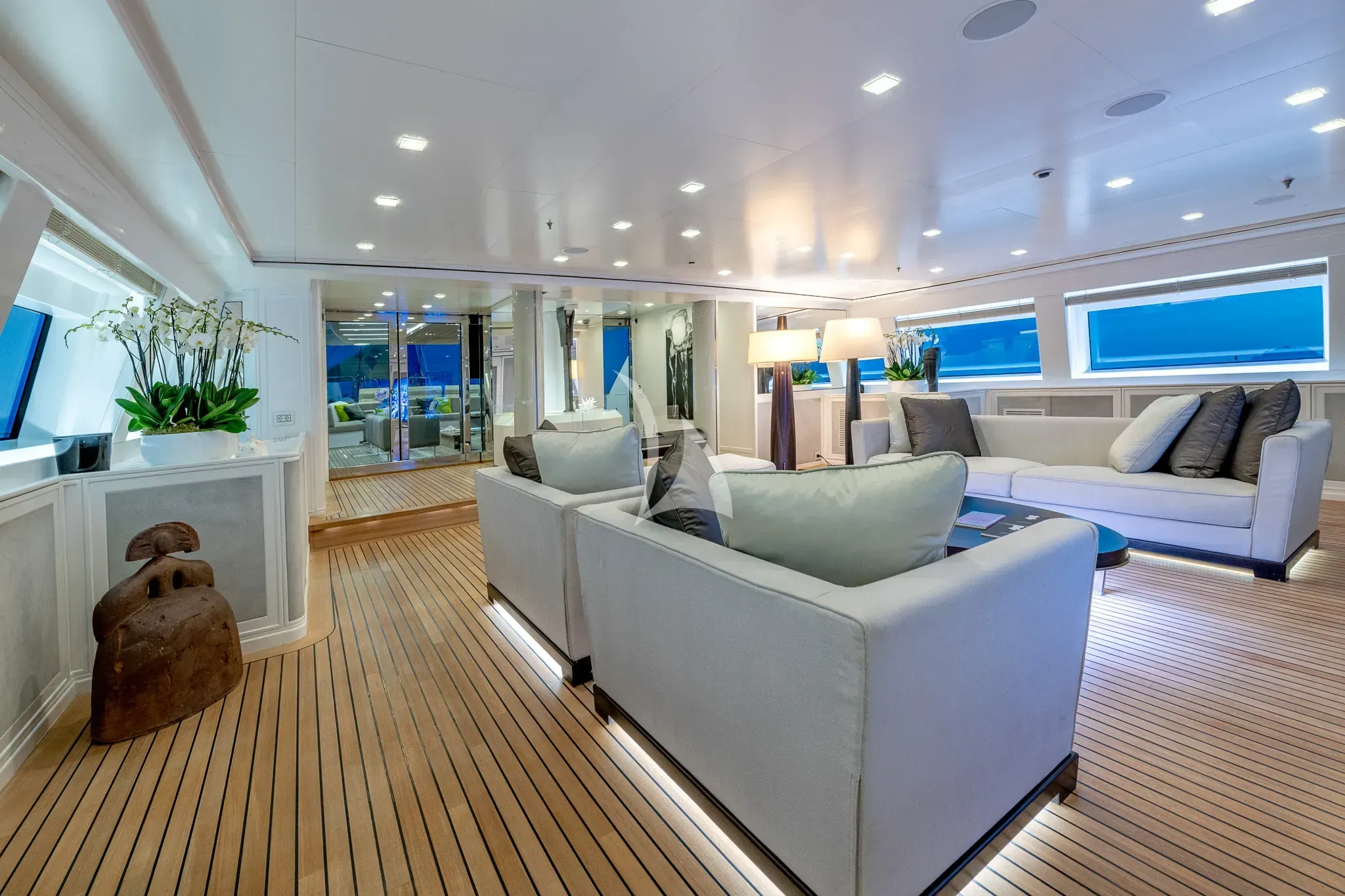 SPIRIT OF THE C'S - interior 6