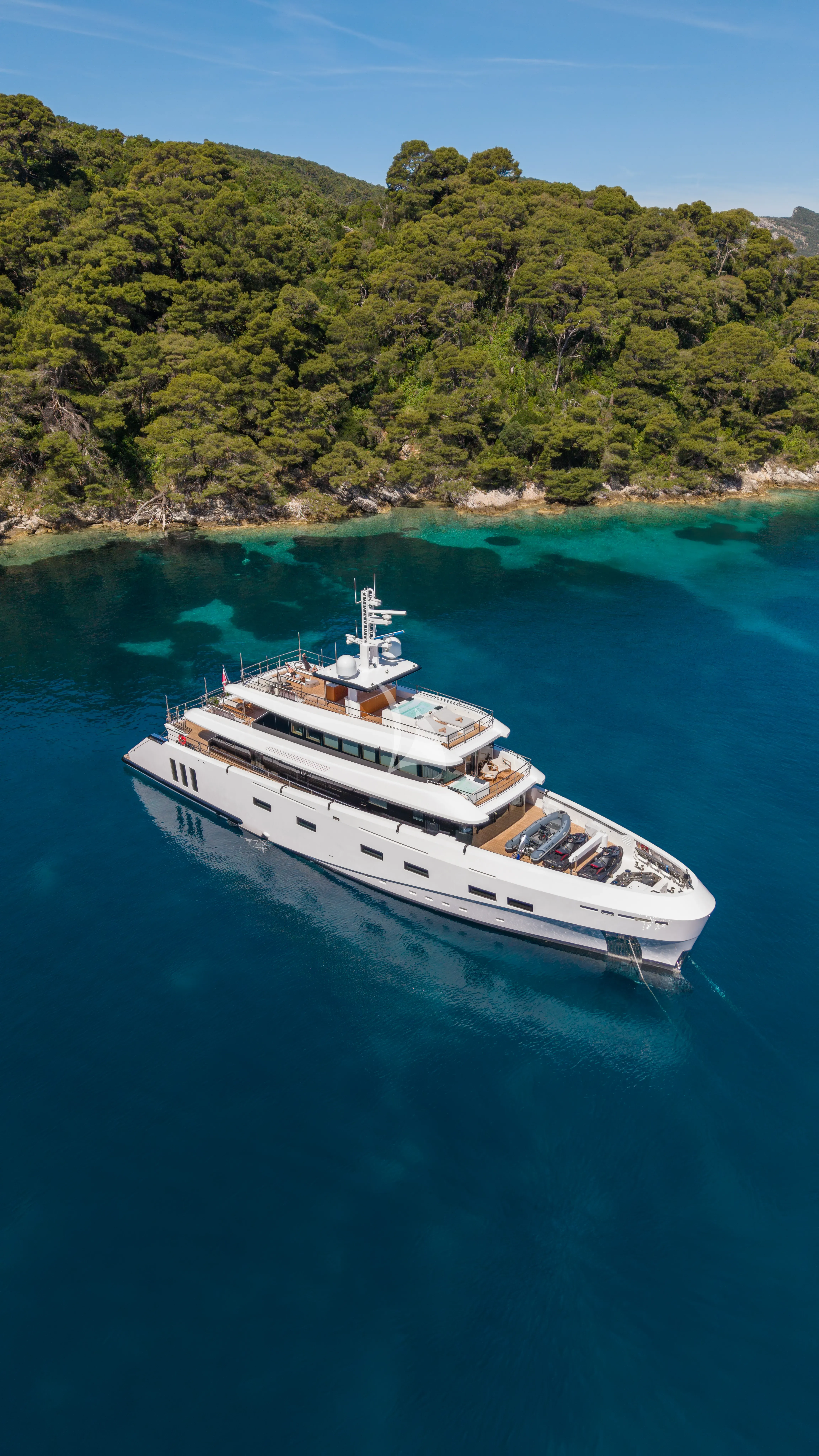 Renata yacht photo