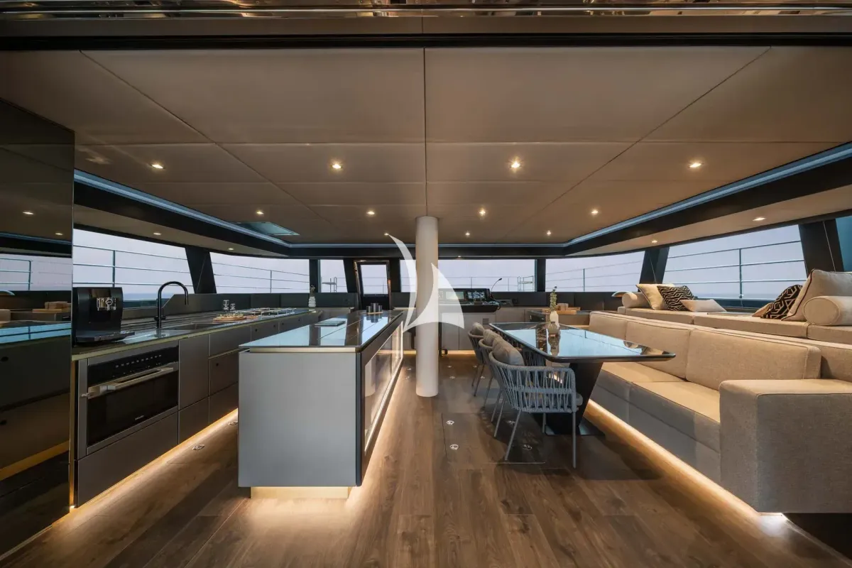 BLACK RAPTOR - photo 1