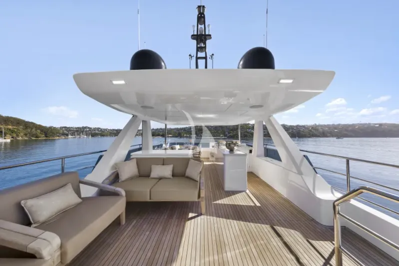 BLUESTONE yacht photo