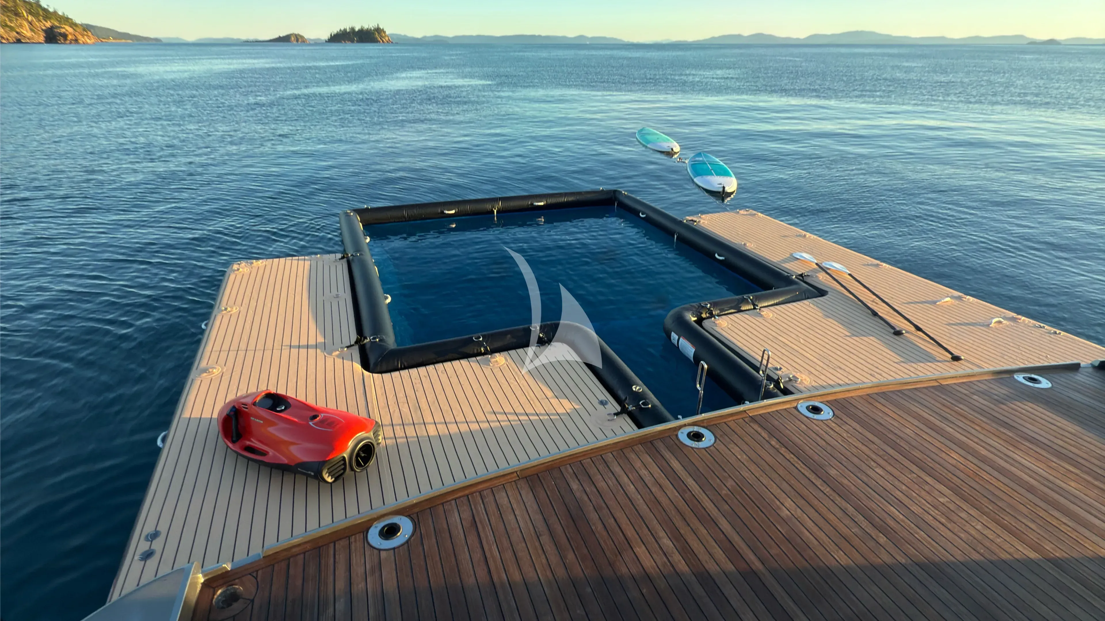 4A yacht photo
