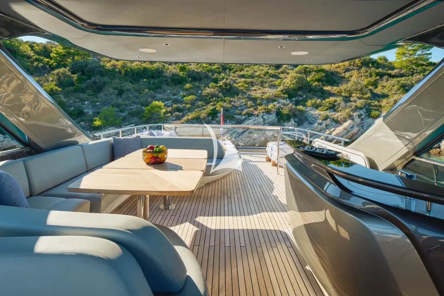 ELIZABETH yacht photo
