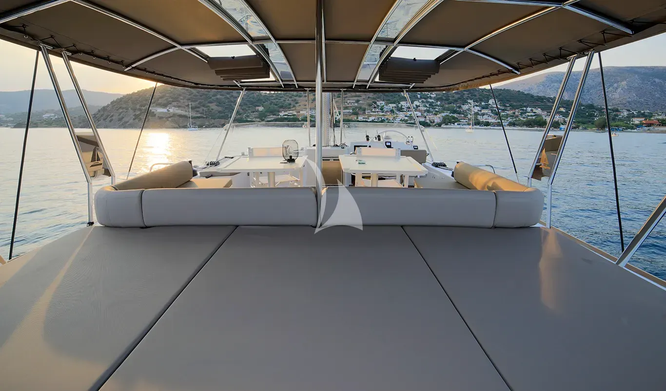 NEW HORIZONS 3 yacht photo