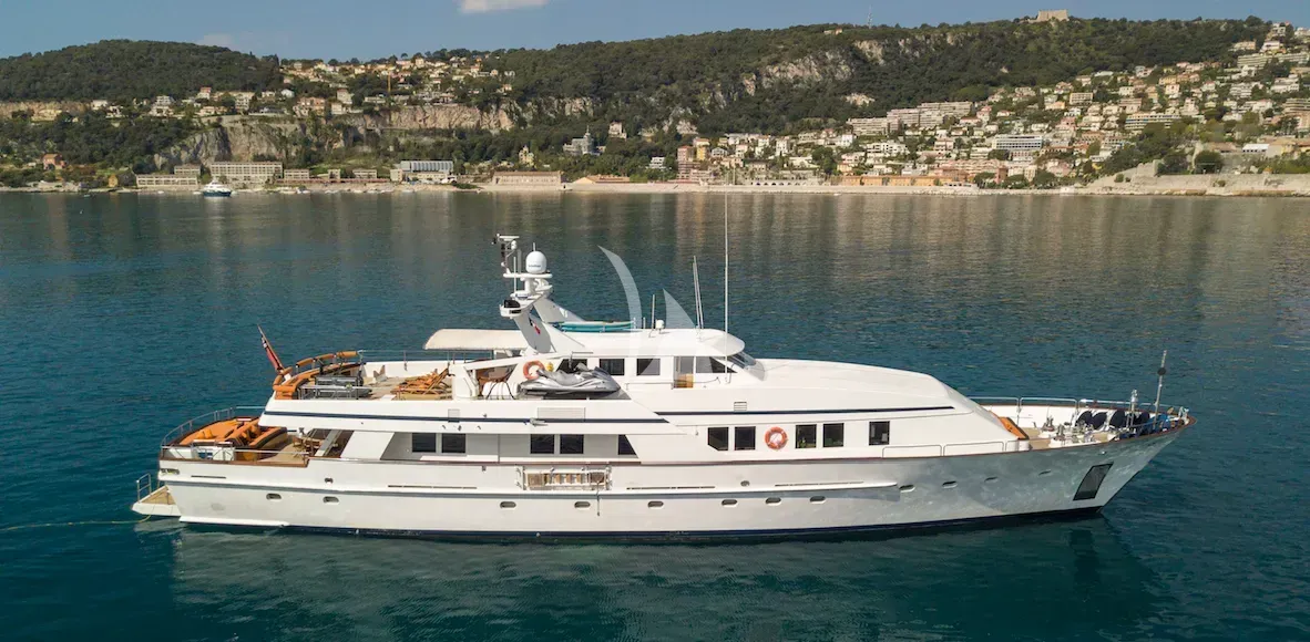 Fiorente luxury yacht