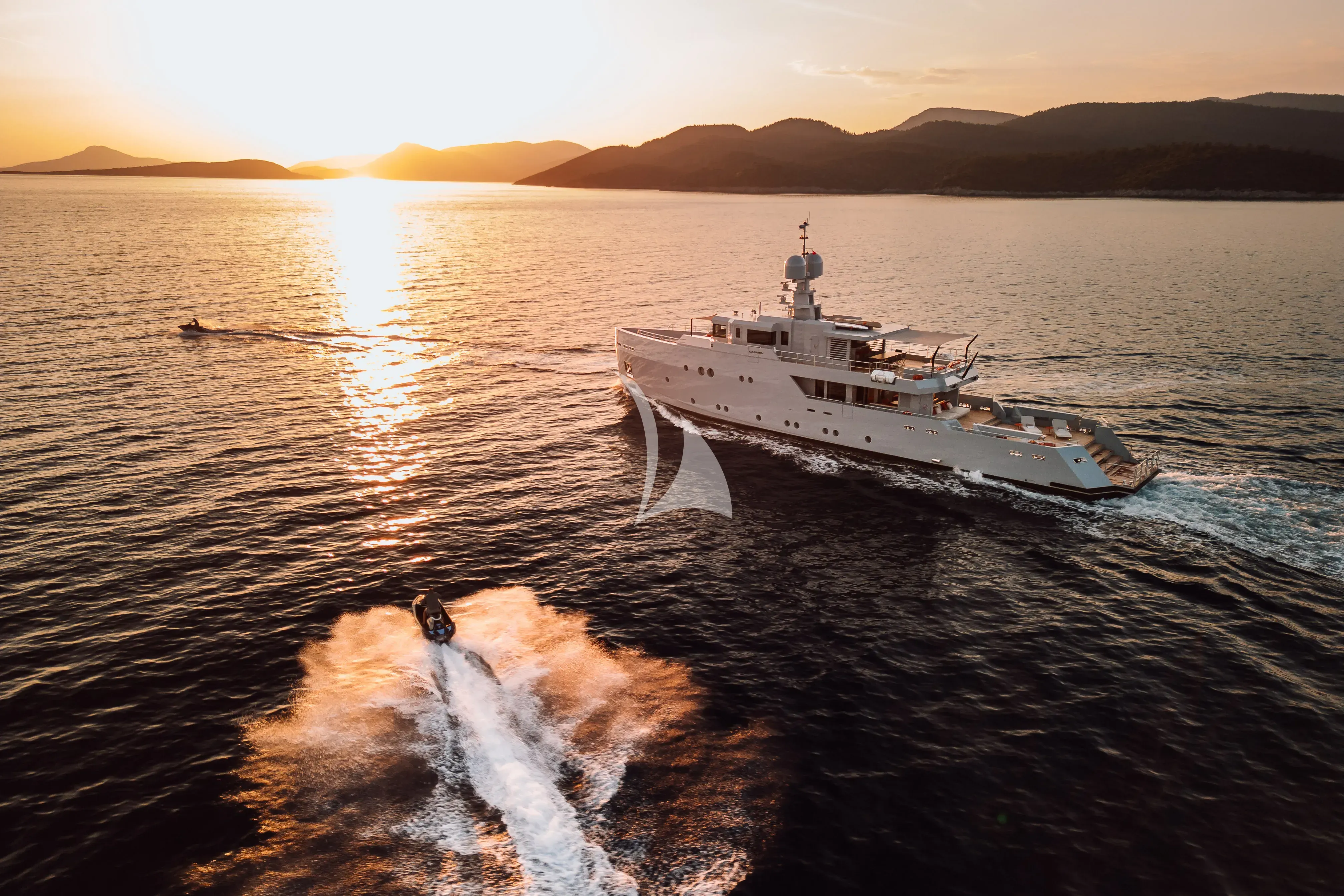 CARMEN yacht photo