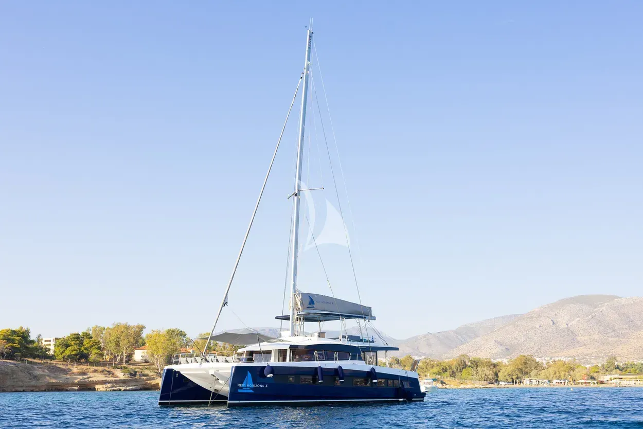 NEW HORIZONS 4 yacht photo