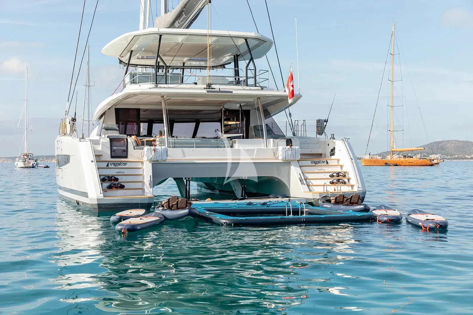 VAGATOR yacht photo