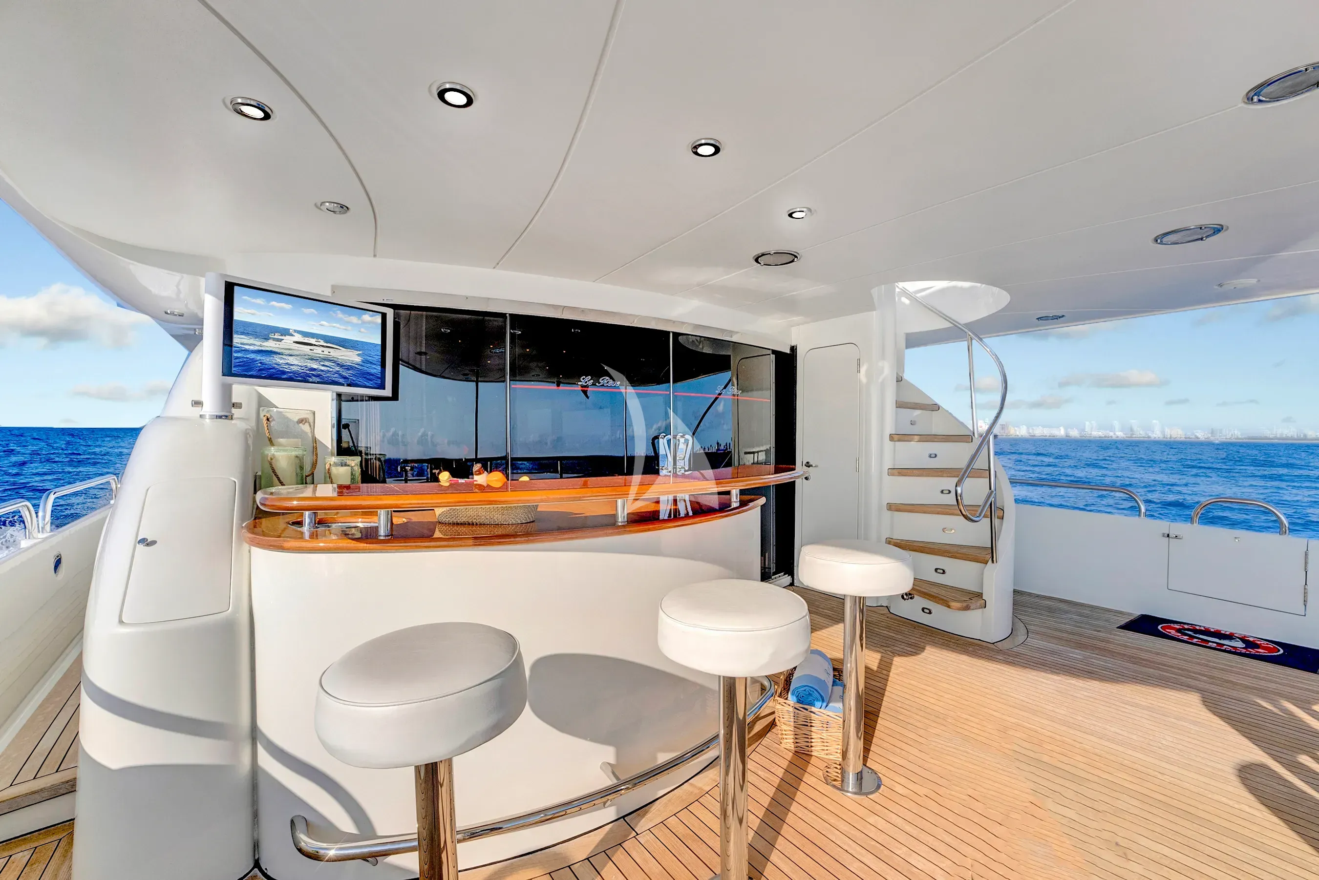 LE REVE yacht photo