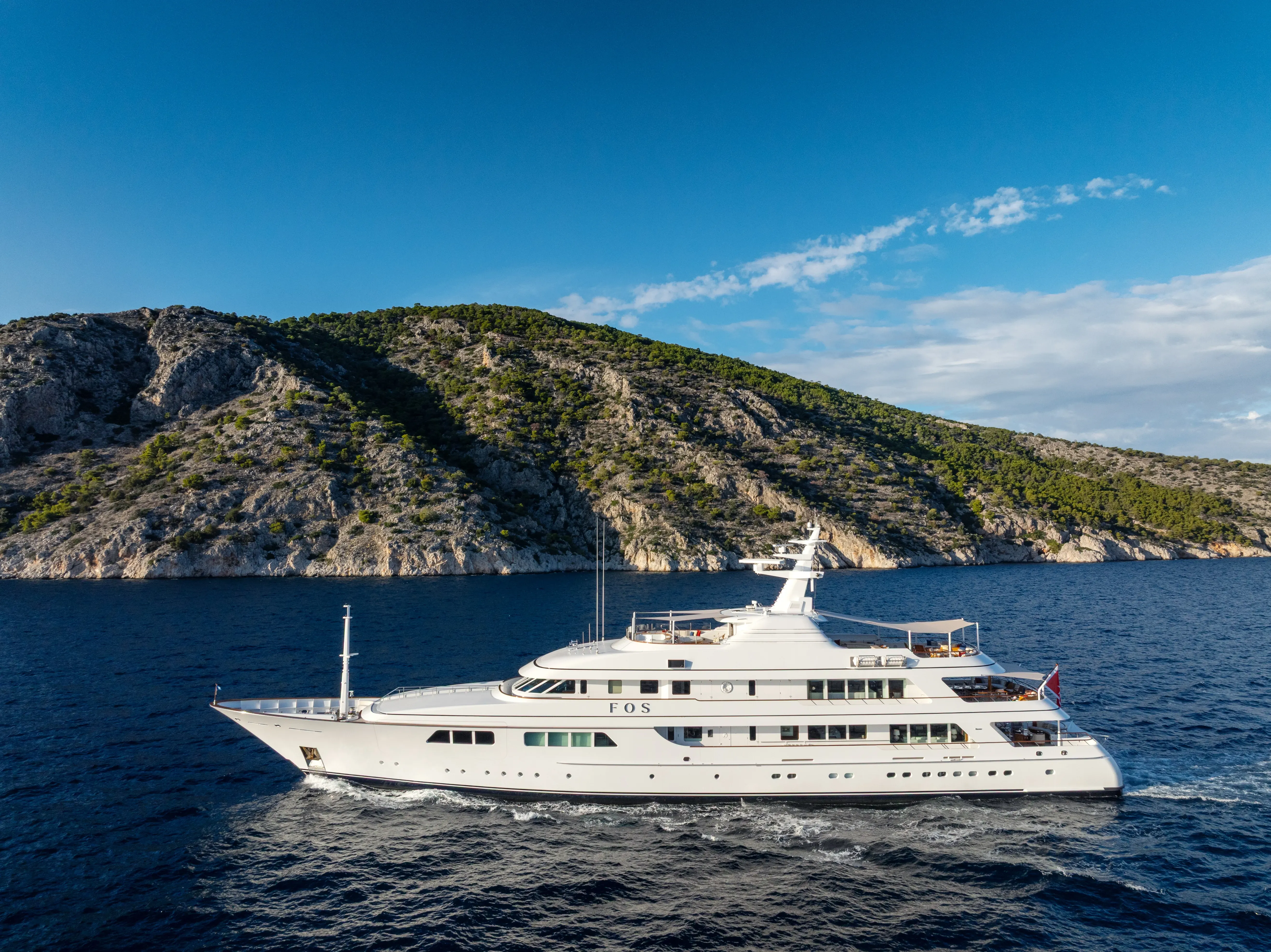 FOS yacht photo