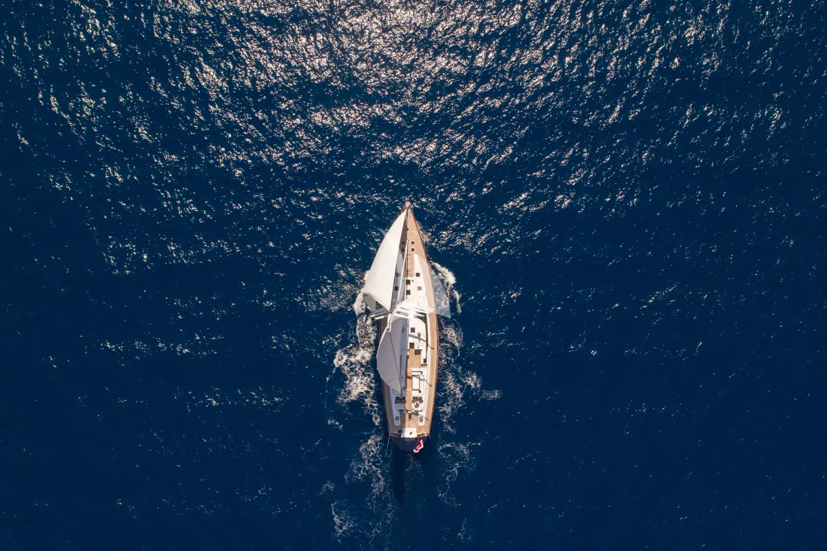 Imagine B yacht photo