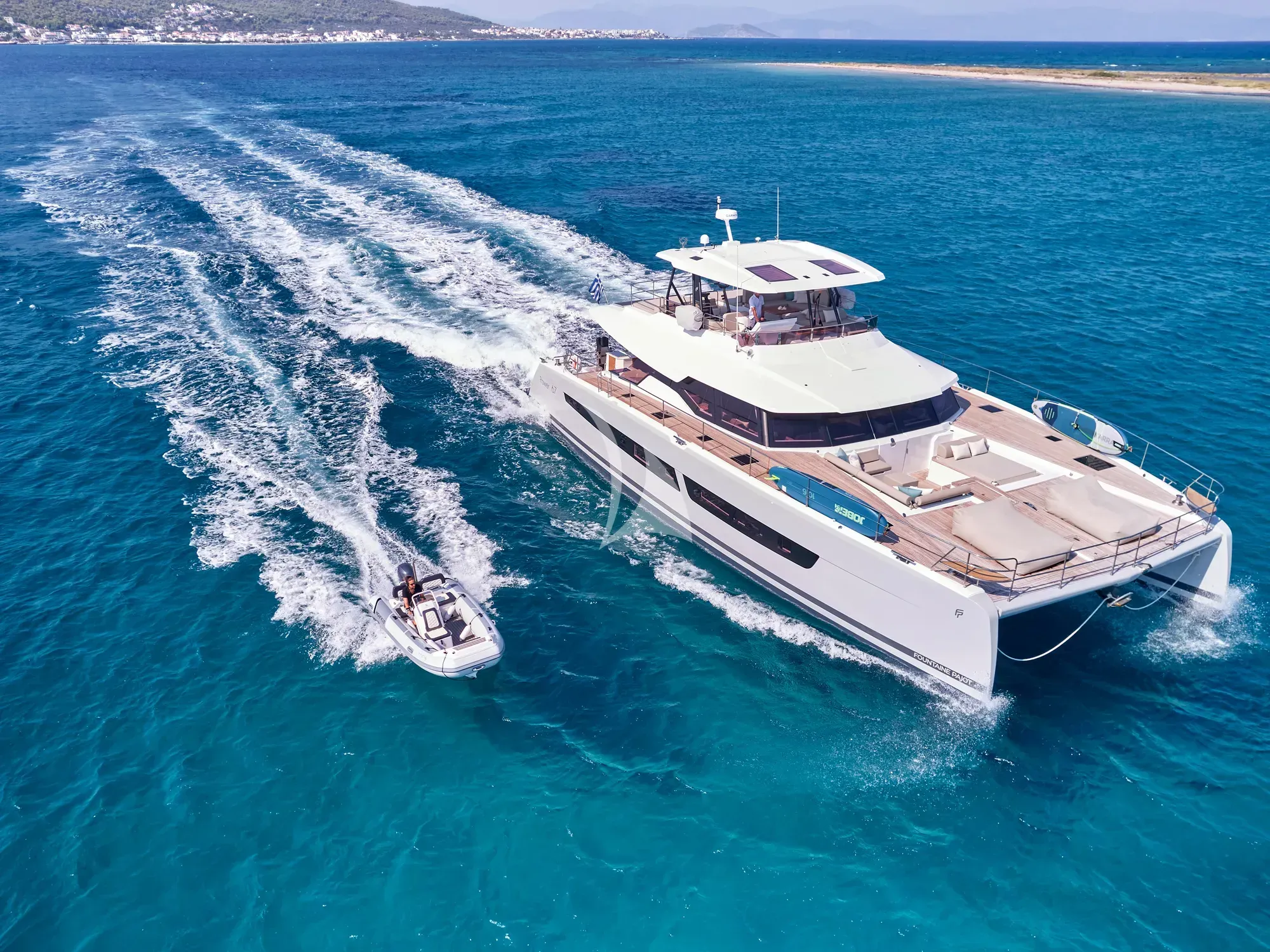 Elly yacht photo