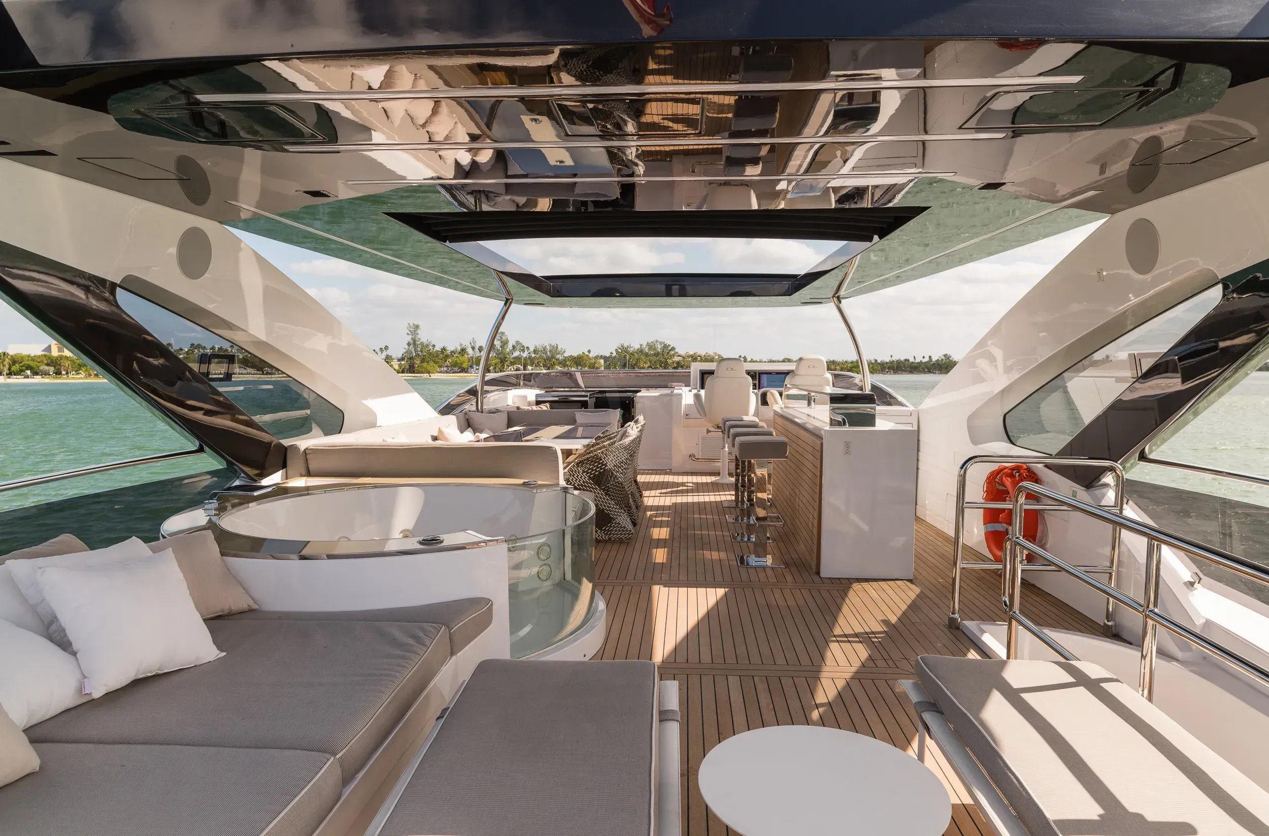 The Peddler yacht photo