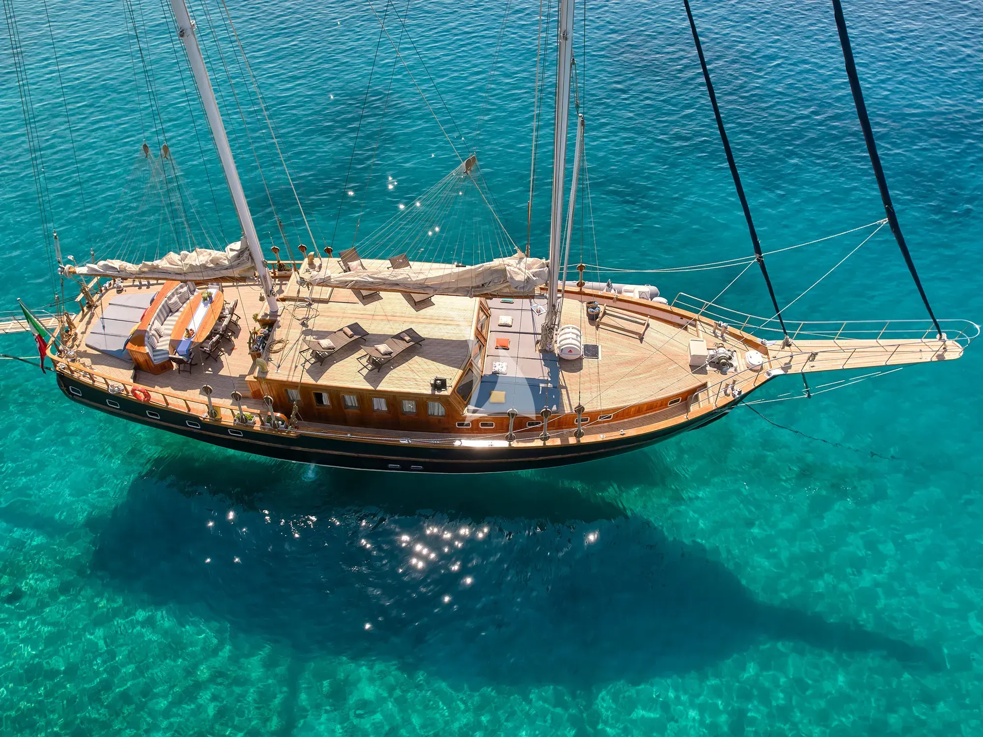 MYRA yacht photo