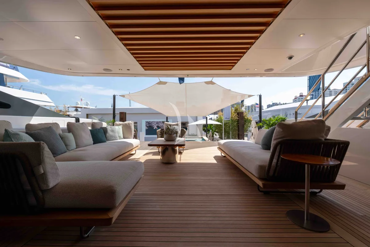 MINE GAMES yacht photo