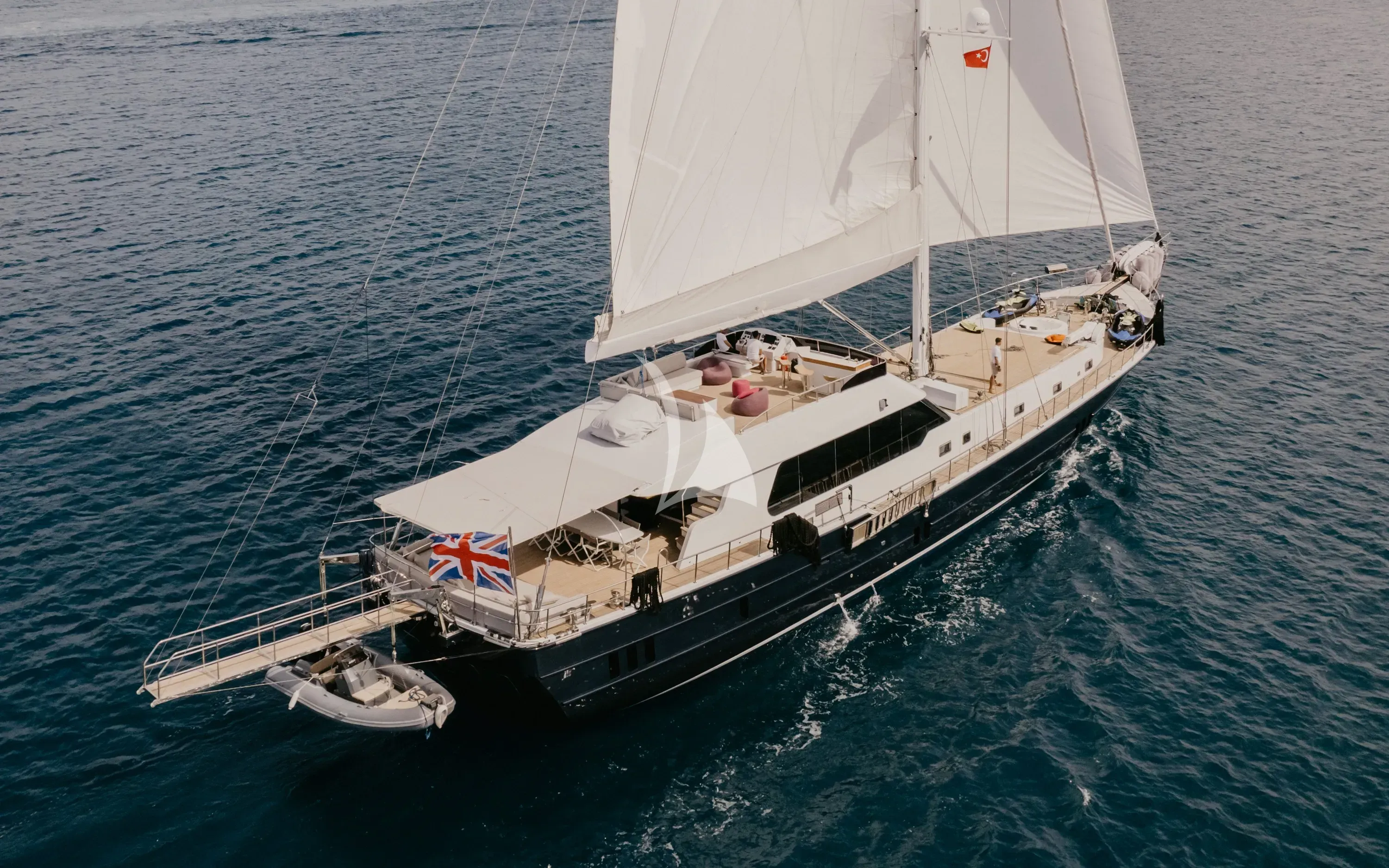 Good Life yacht photo
