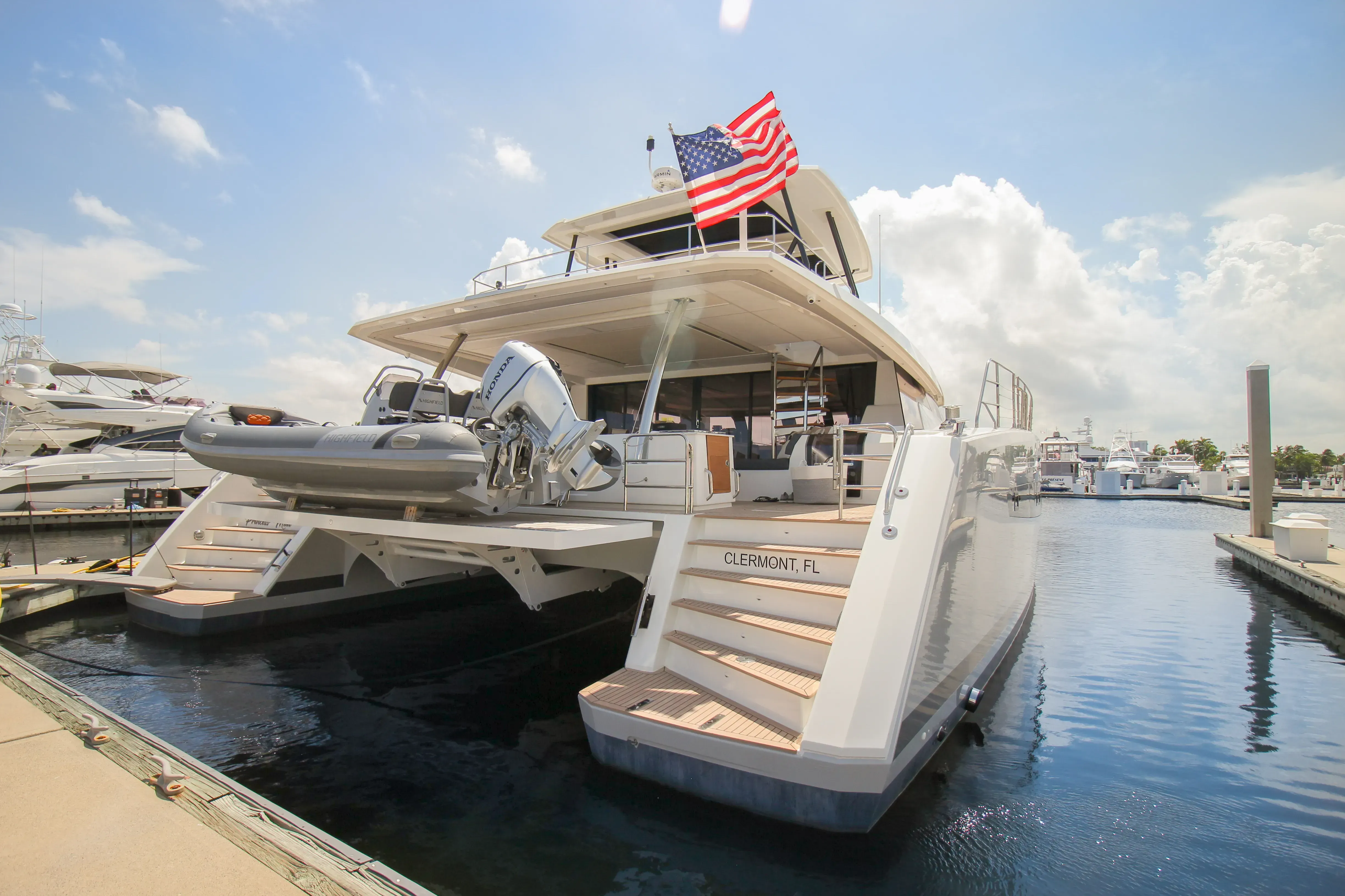 Princess Mila yacht photo