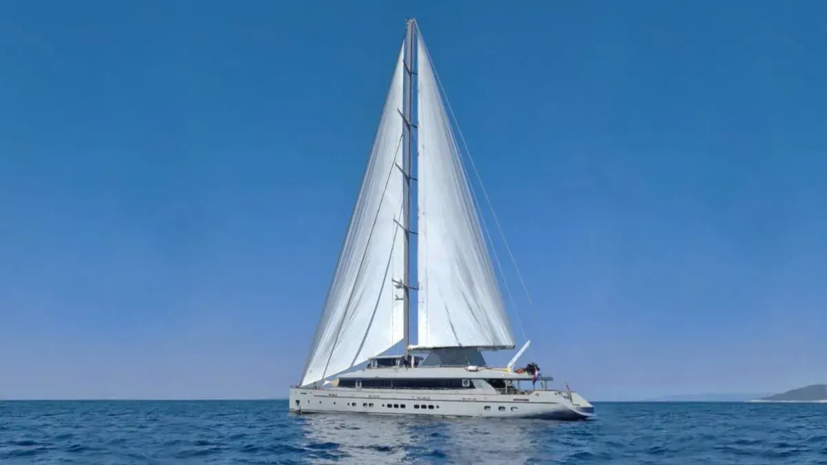 Life is Good yacht photo