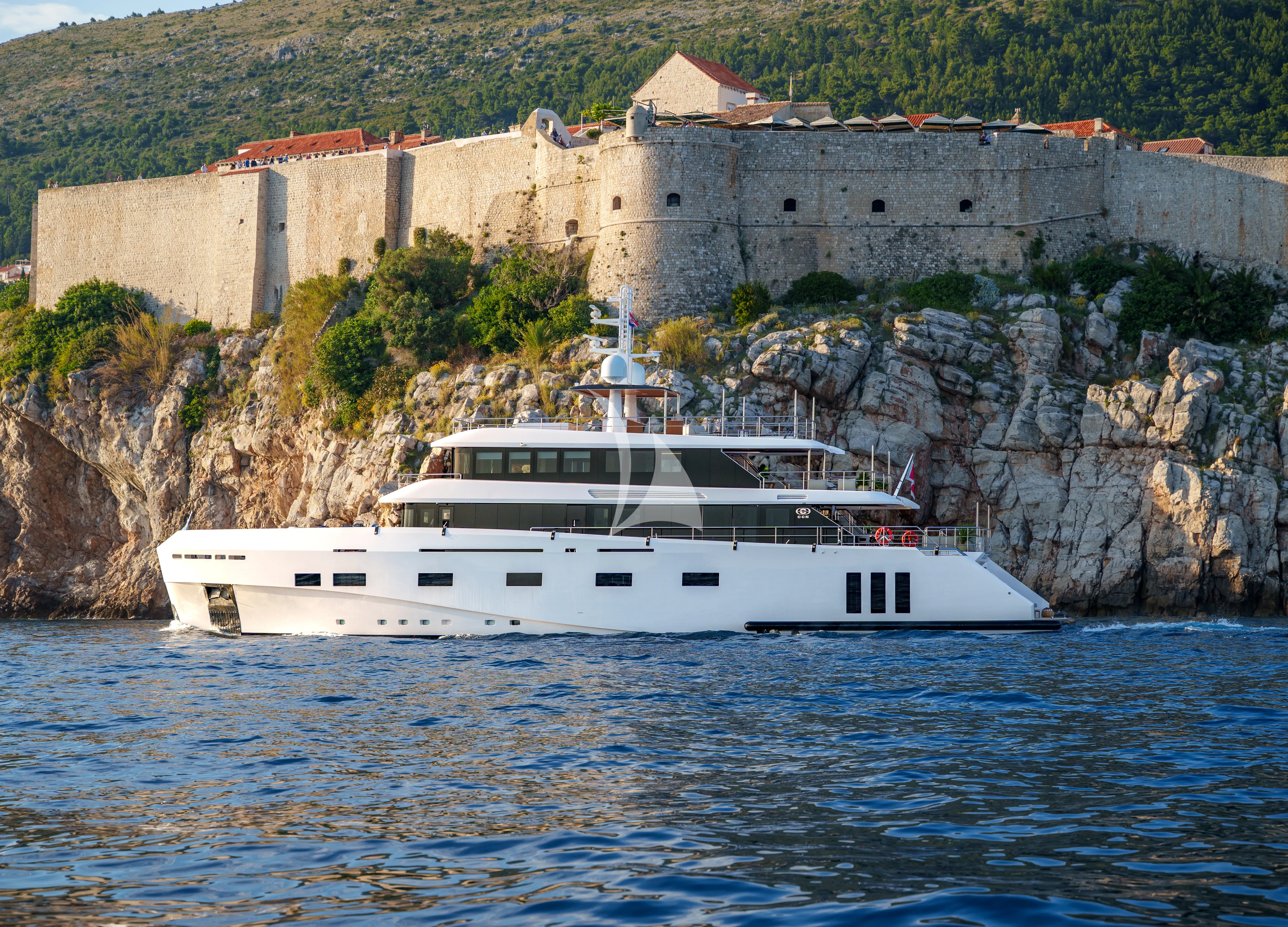 Renata yacht photo