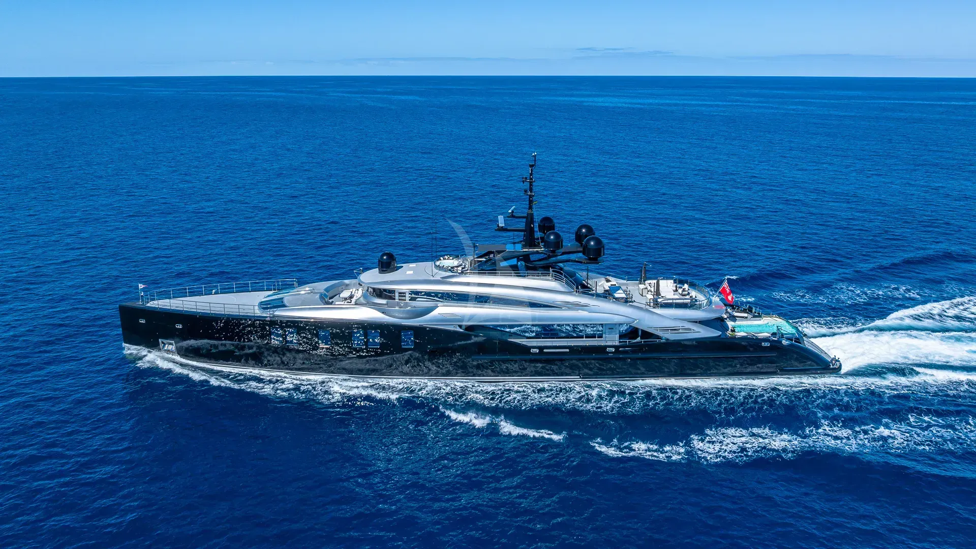 OKTO yacht photo