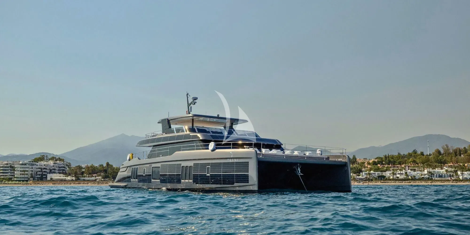 TESNI luxury yacht