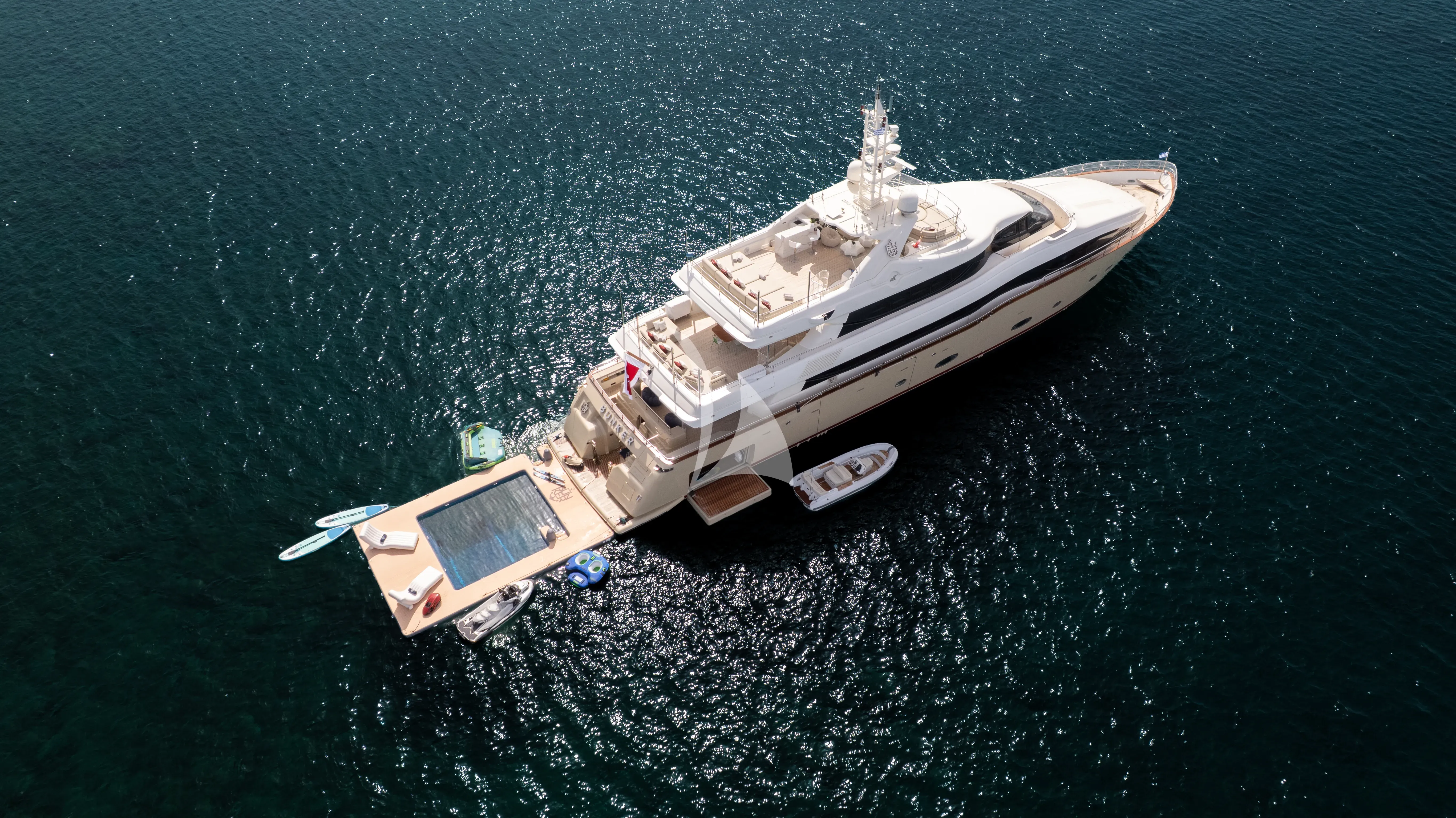 Bunker yacht photo